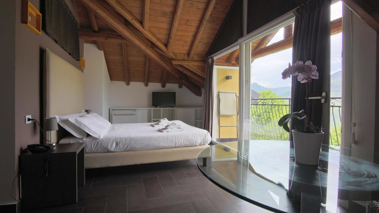 Hotel Corte Santa Libera San Fedele Intelvi Exterior photo